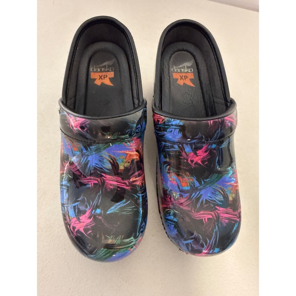 Dansko XP Professional Clogs Womens 37 Multi Color Abstract Patent Leather Shoes